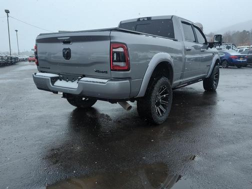 2023 RAM 2500 Limited Crew Cab SWB 4WD