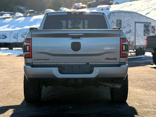 2023 RAM 2500 Limited Crew Cab SWB 4WD