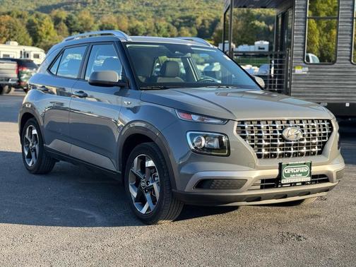 2023 Hyundai VENUE SEL FWD