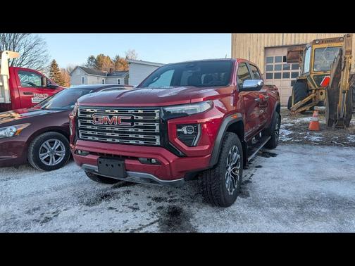 2023 GMC Canyon Denali