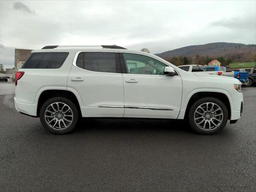 2021 GMC Acadia Denali