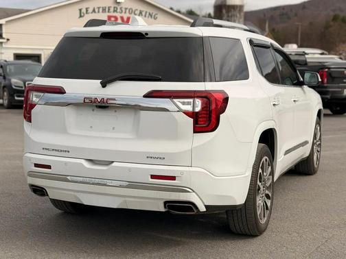 2021 GMC Acadia Denali