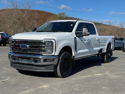 2024 Ford F-250 Lariat Crew Cab 4WD LWB