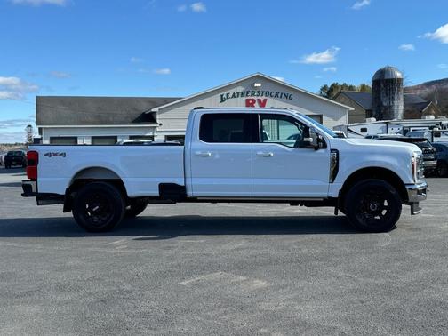 2024 Ford F-250 Lariat Crew Cab 4WD LWB