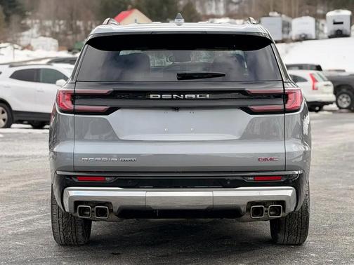 2025 GMC Acadia Denali