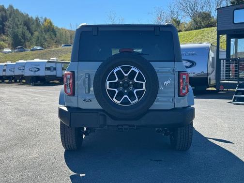2023 Ford Bronco Outer Banks 4WD