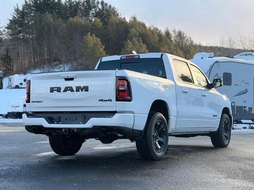 2025 RAM 1500 Sport