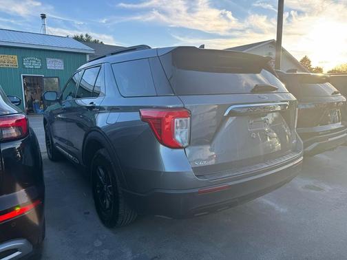 2021 Ford Explorer XLT 4WD