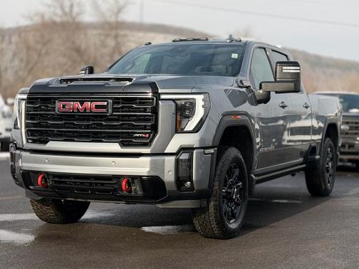 2024 GMC Sierra 2500 AT4