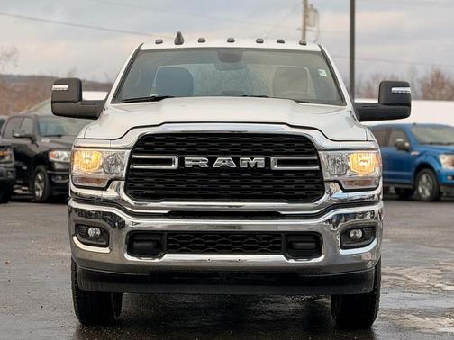 2023 RAM 2500 Tradesman Crew Cab SWB 4WD
