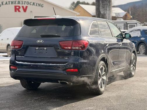2020 Kia Sorento LX