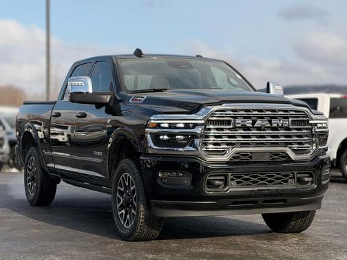2025 RAM 2500 Limited Crew Cab 4WD