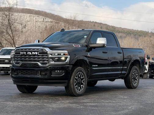 2025 RAM 2500 Limited Crew Cab 4WD