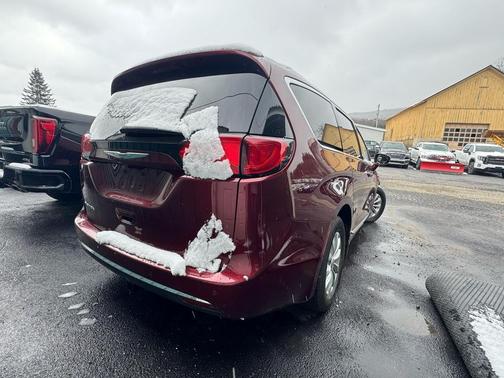 2019 Chrysler Pacifica Touring L