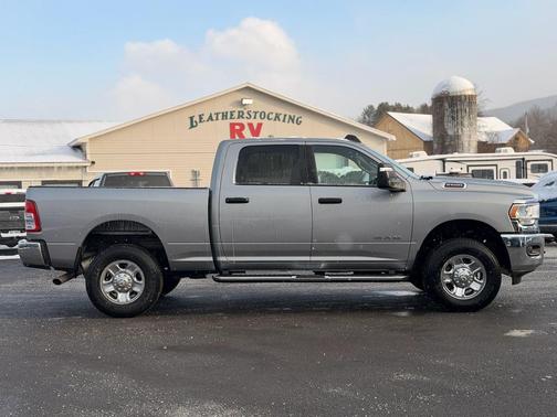 2024 RAM 2500 Bighorn Crew 4WD