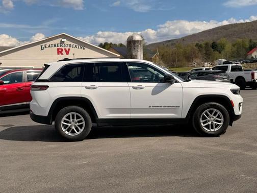 White 2023 Jeep Grand Cherokee Laredo