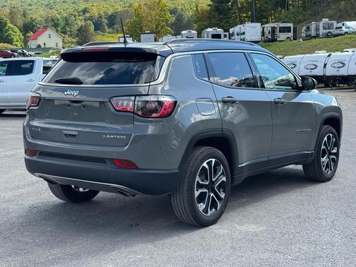2023 Jeep Compass Limited