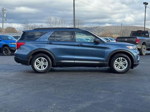 2020 Ford Explorer XLT AWD