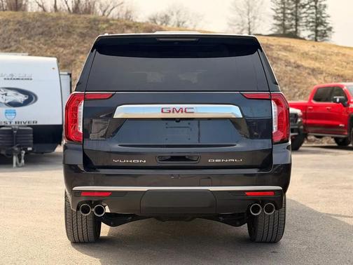 2024 GMC Yukon XL Denali