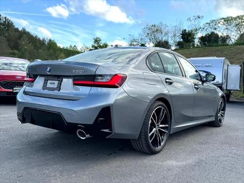 2024 BMW 330 i xDrive