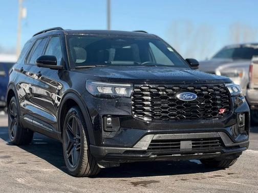 2025 Ford Explorer ST AWD