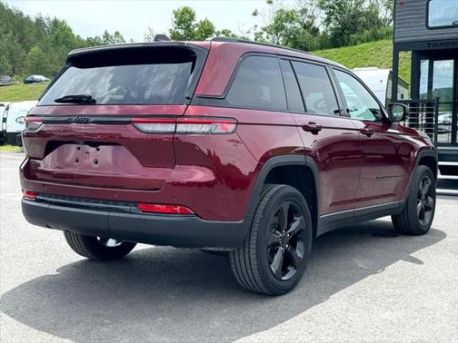 2022 Jeep Grand Cherokee Altitude
