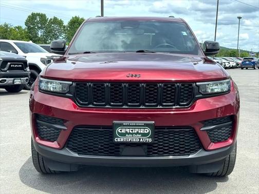 2022 Jeep Grand Cherokee Altitude