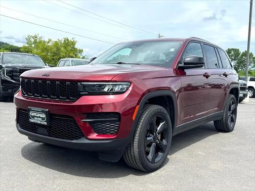 2022 Jeep Grand Cherokee Altitude