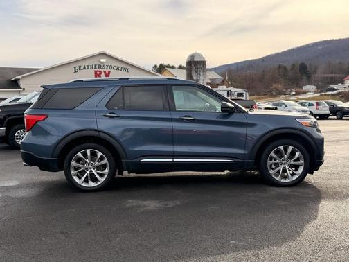 2021 Ford Explorer Platinum 4WD