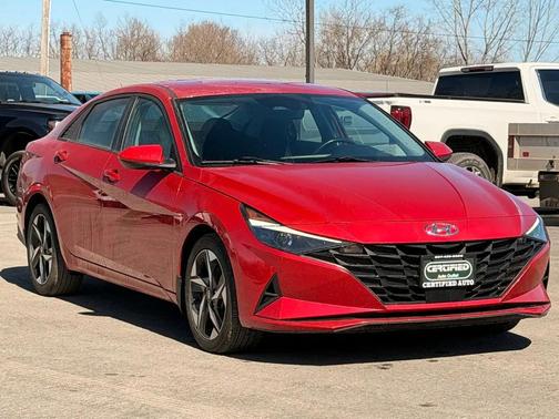 2023 Hyundai ELANTRA SEL