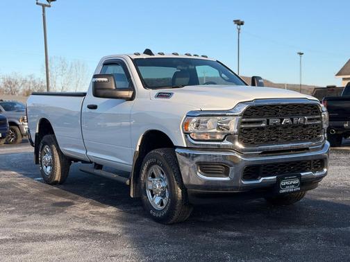 2024 RAM 2500 Tradesman Reg Cab 4WD