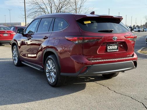 2022 Toyota Highlander Hybrid Limited