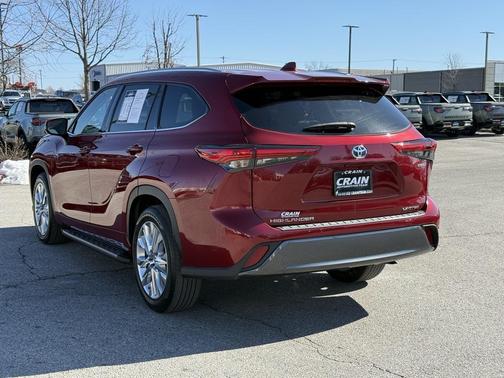 2022 Toyota Highlander Hybrid Limited