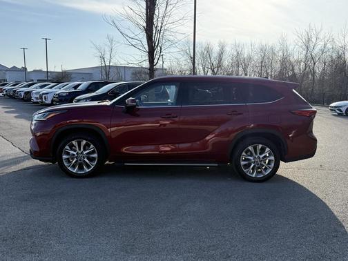 2022 Toyota Highlander Hybrid Limited