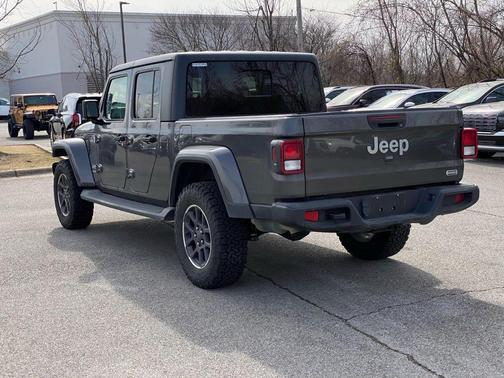 2021 Jeep Gladiator Overland