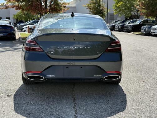 2023 Genesis G70 3.3T RWD