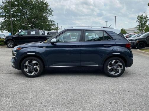Denim w/White Roof 2023 Hyundai VENUE Limited