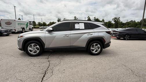 Shimmering Silver 2022 Hyundai TUCSON SEL