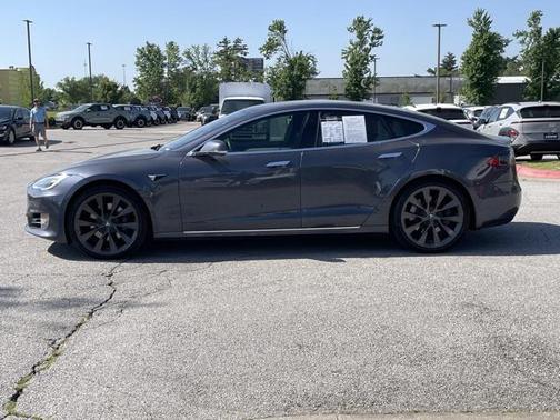2020 Tesla Model S Long Range
