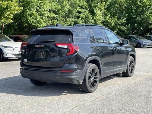 2022 GMC Terrain SLT