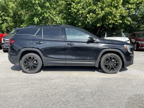 2022 GMC Terrain SLT