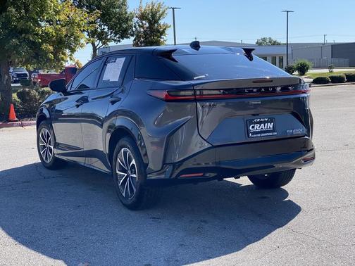 2024 Lexus RZ 450e Premium