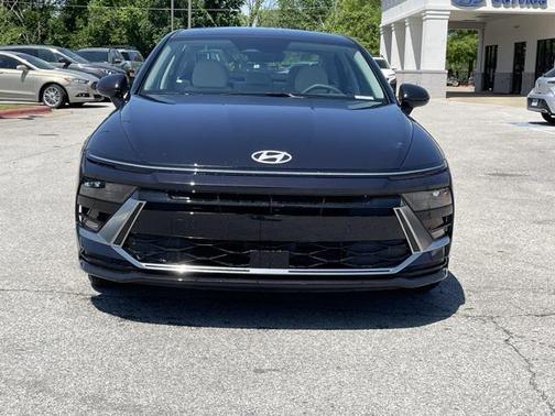 2025 Hyundai SONATA Hybrid SE