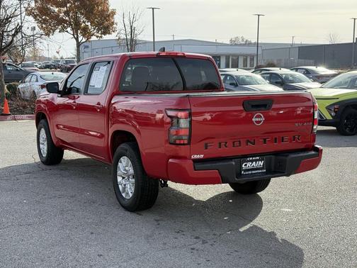 2023 Nissan Frontier SV