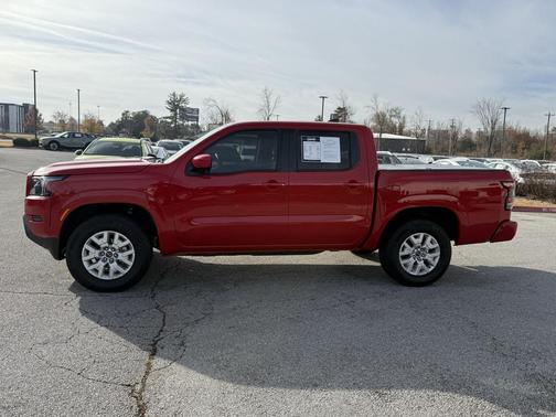 2023 Nissan Frontier SV