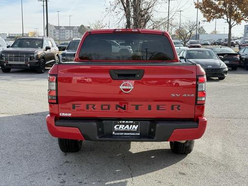 2023 Nissan Frontier SV
