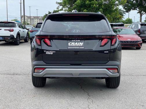 Phantom Black 2026 Hyundai TUCSON SEL Plus