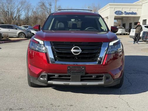 2024 Nissan Pathfinder SL 4WD
