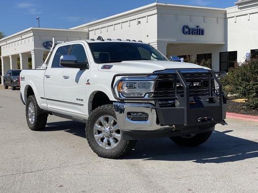 2019 RAM 2500 Limited Crew Cab 4x4 6'4' Box