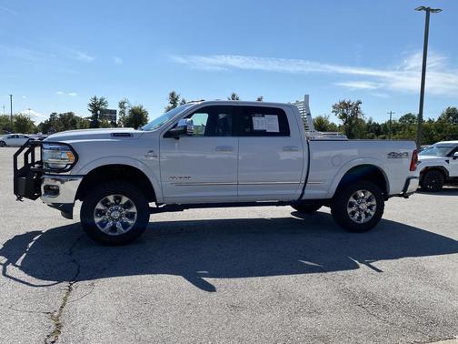 2019 RAM 2500 Limited Crew Cab 4x4 6'4' Box